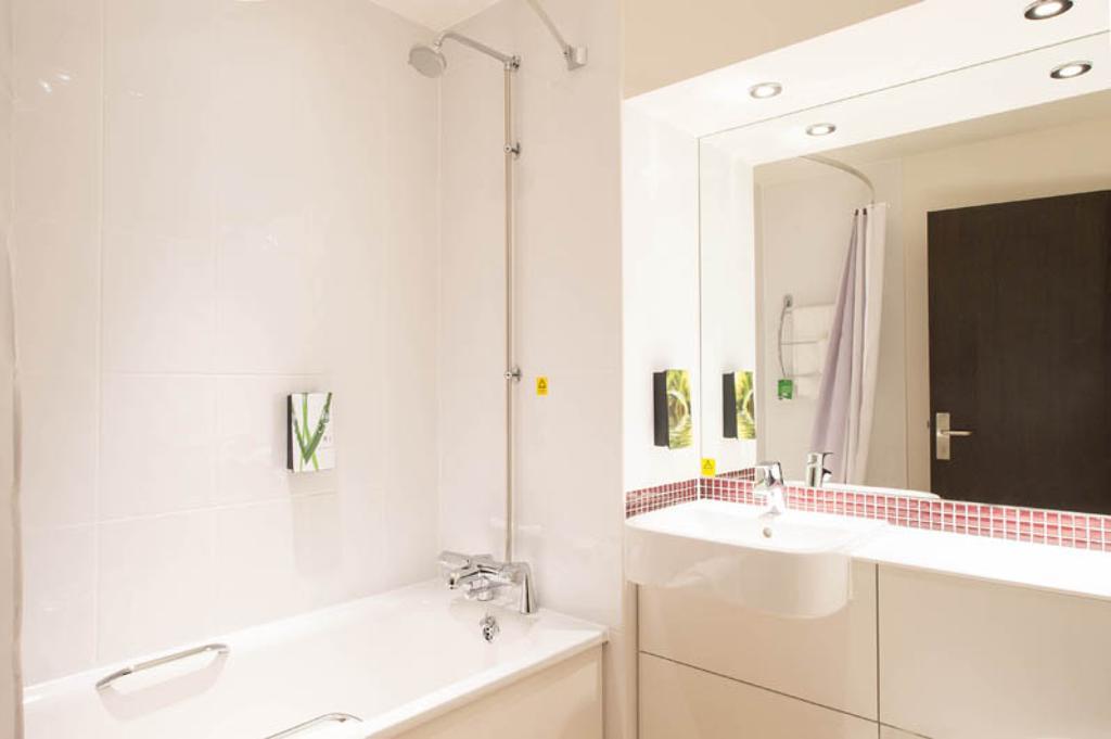 Premier Inn Dundee North 외부 사진