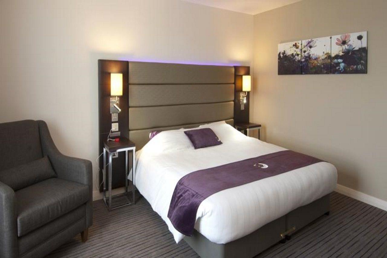 Premier Inn Dundee North 외부 사진